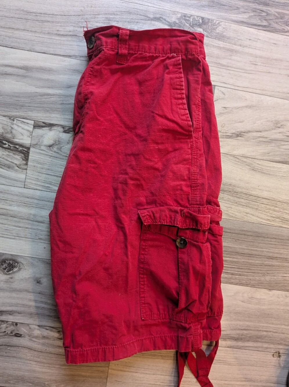 Southpole Men’s Red Cargo Shorts Size 32 Streetwear Y2K Skater Utility - Picture 10 of 10